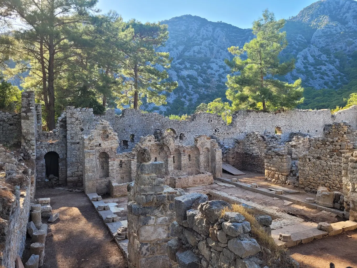 Olympos Antik Kenti - Araç Kiralama